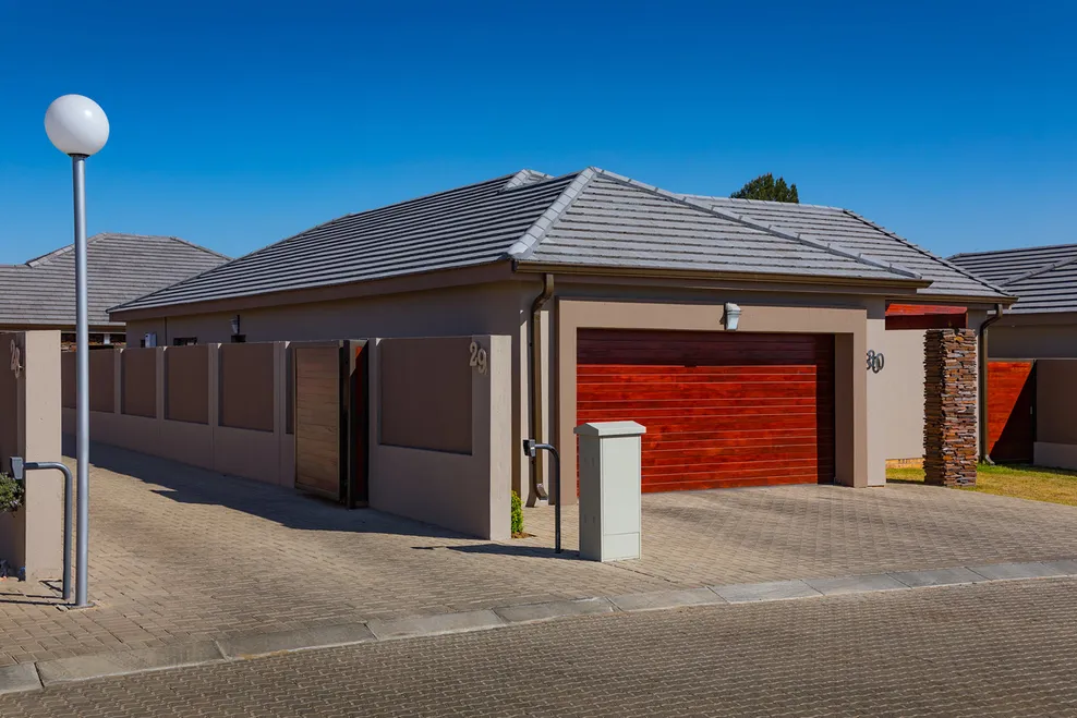 Secunda Estate
